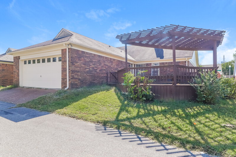 1,500/Mo, 8416 Kimberly Rose Dr Cordova, TN 38016 Rear View 2