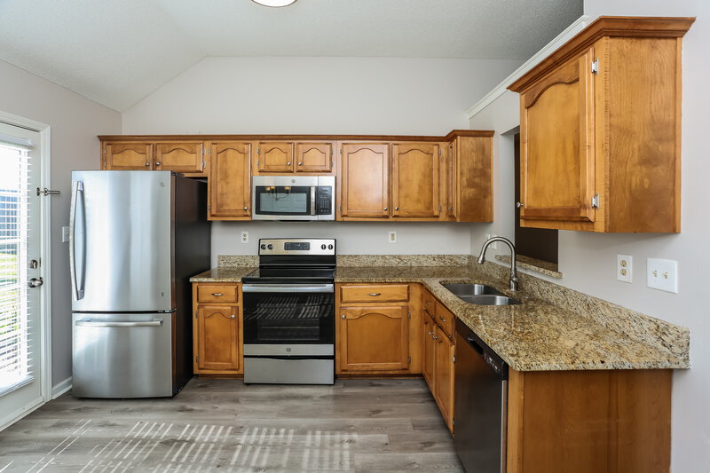 1,890/Mo, 8450 Clubview Dr Olive Branch, MS 38654 Kitchen View
