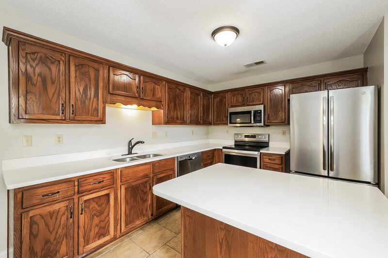 3,200/Mo, 2346 Kindlewood Dr Southaven, MS 38672 Kitchen View