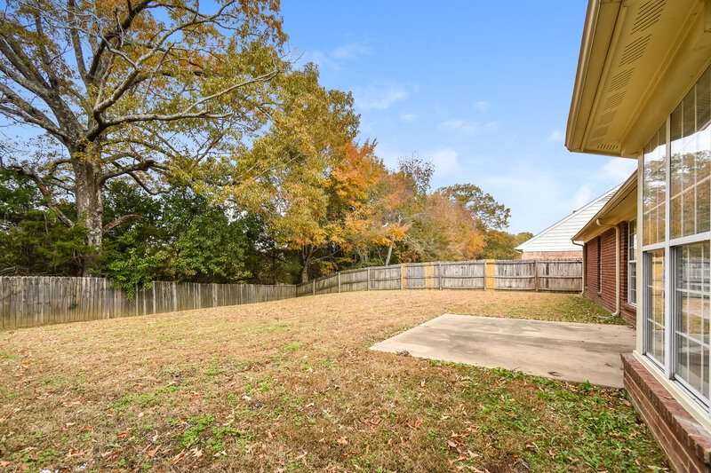1,835/Mo, 5755 Kuykendall Dr Southaven, MS 38672 Backyard View