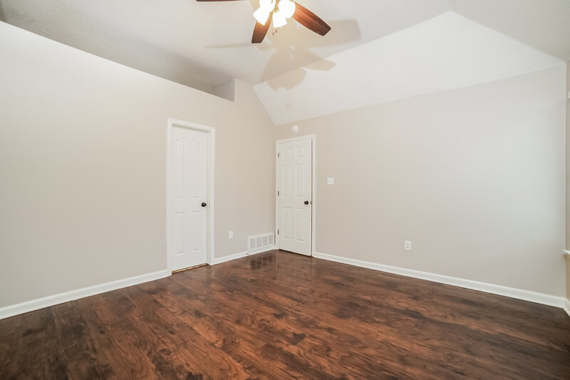 1,640/Mo, 3903 Esperance St Memphis, TN 38135 Main Bedroom View 2