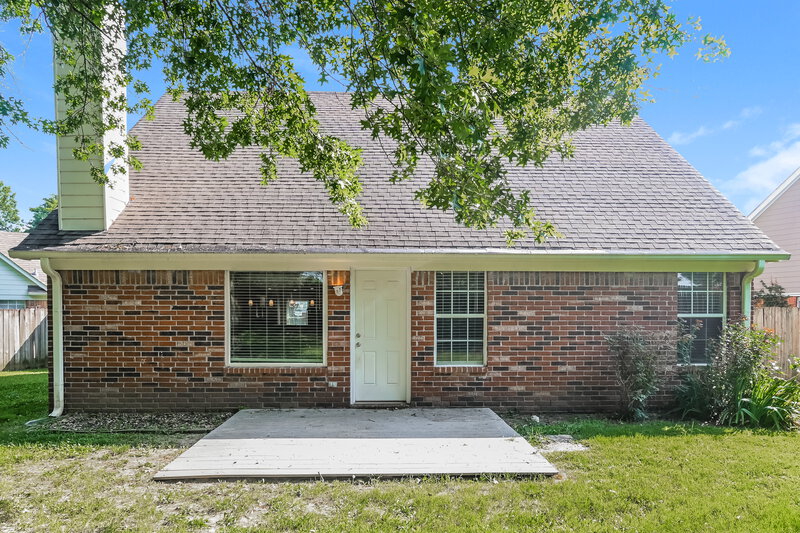 2,790/Mo, 277 Gaslight Cove Hernando, MS 38632 Rear View