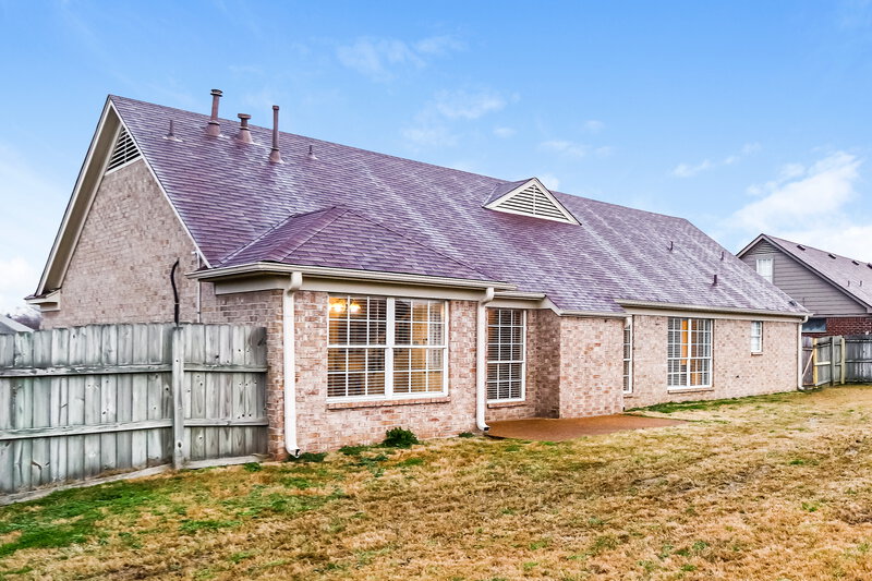 1,900/Mo, 205 Mack Edwards Dr Oakland, TN 38060 Rear View
