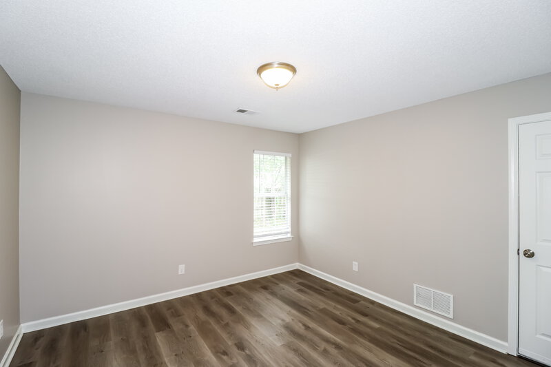 1,820/Mo, 7711 Belmont Run Cove Memphis, TN 38125 Bedroom View