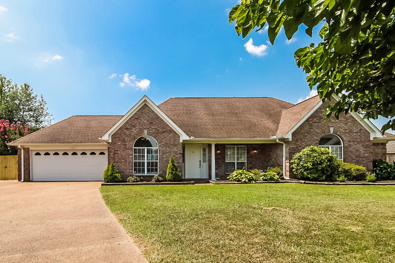 2,125/Mo, 6749 Greyhawk Cove S Olive Branch, MS 38654 Front View