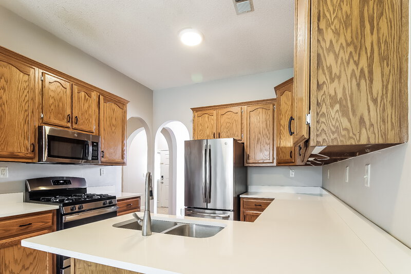 2,125/Mo, 6749 Greyhawk Cove S Olive Branch, MS 38654 Kitchen View