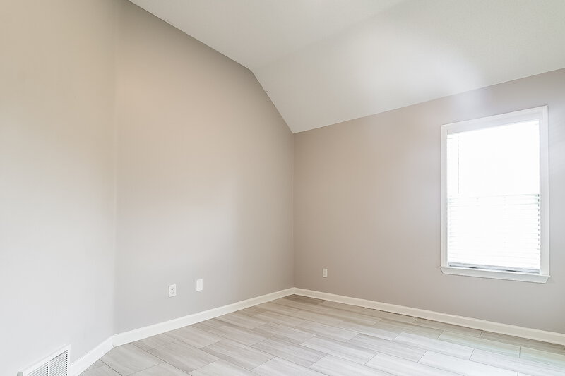 2,125/Mo, 6749 Greyhawk Cove S Olive Branch, MS 38654 Bedroom View 2