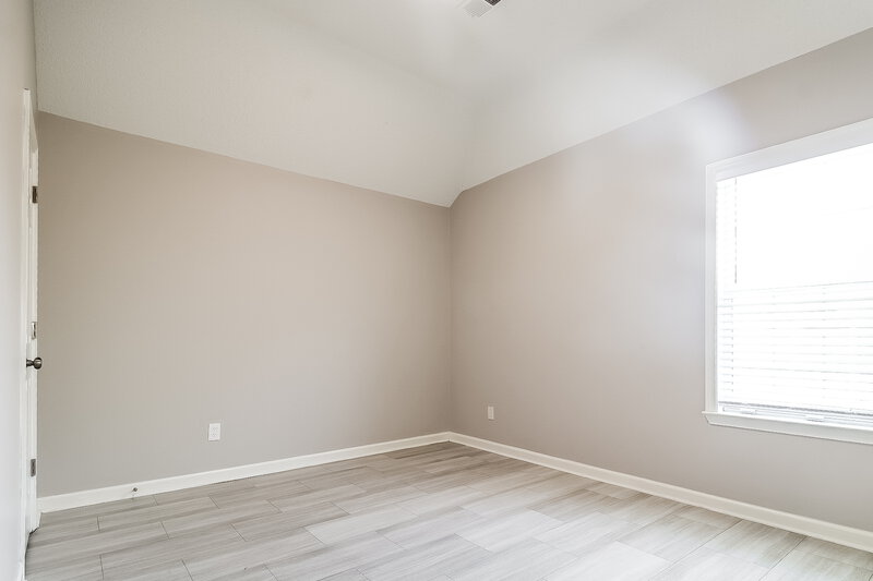 2,125/Mo, 6749 Greyhawk Cove S Olive Branch, MS 38654 Bedroom View 3