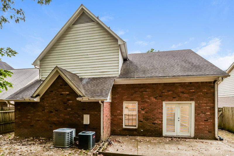 1,620/Mo, 2418 Lake Edge Dr Cordova, TN 38016 Rear View