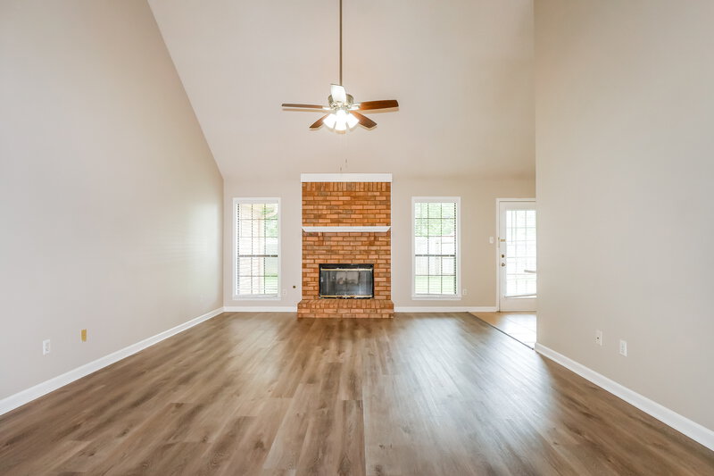 1,680/Mo, 3926 Pecan Trace Cove Memphis, TN 38135 Living Room View