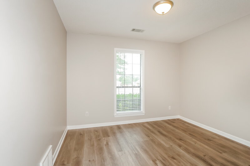 1,680/Mo, 3926 Pecan Trace Cove Memphis, TN 38135 Bedroom View
