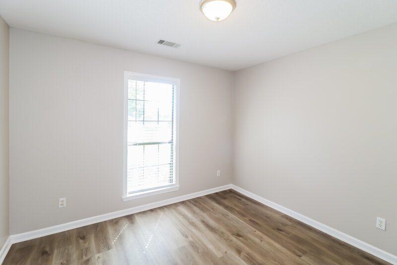 1,760/Mo, 3926 Pecan Trace Cove Memphis, TN 38135 Bedroom View