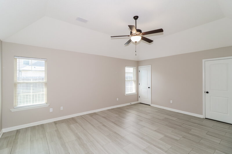 2,000/Mo, 1075 Carib Loop W Cordova, TN 38018 Main Bedroom View