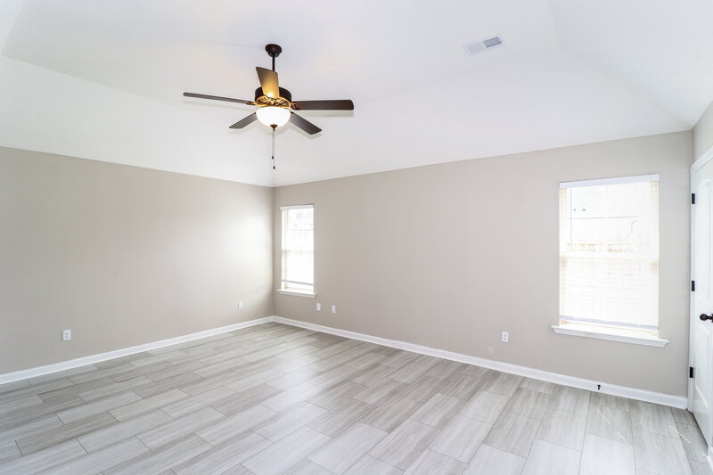 2,150/Mo, 1075 Carib Loop W Cordova, TN 38018 Main Bedroom View 2