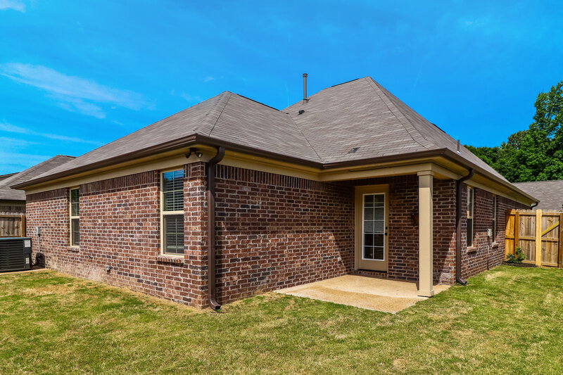 2,150/Mo, 1075 Carib Loop W Cordova, TN 38018 Rear View