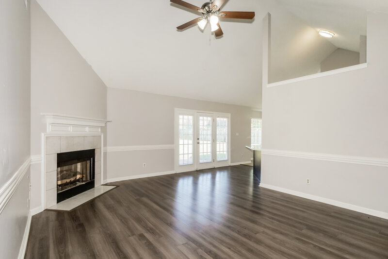 1,765/Mo, 2068 Heather Ridge Southaven, MS 38672 Living Room View