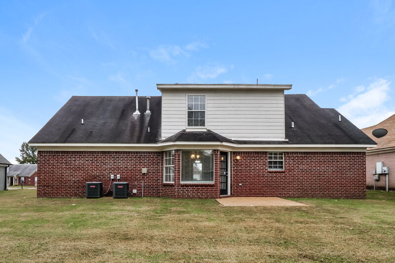 1,800/Mo, 4444 Shadow Ridge Dr Horn Lake, MS 38637 Rear View 2