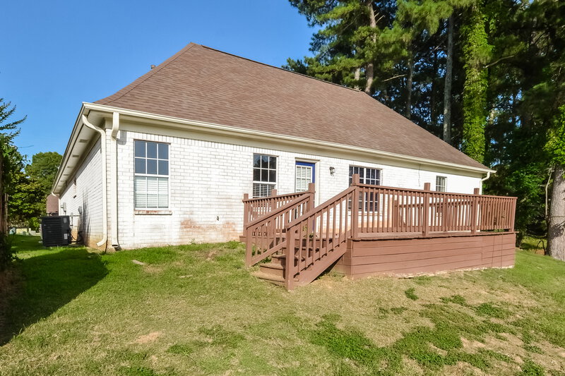 2,280/Mo, 4485 Nicholas Ln Southaven, MS 38672 Rear View