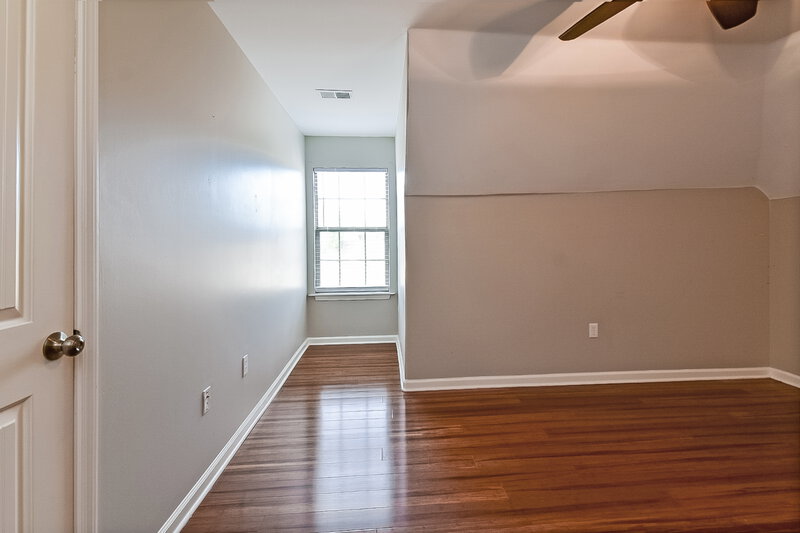 2,040/Mo, 2867 Flora Lee Dr Nesbit, MS 38651 Bedroom View 4