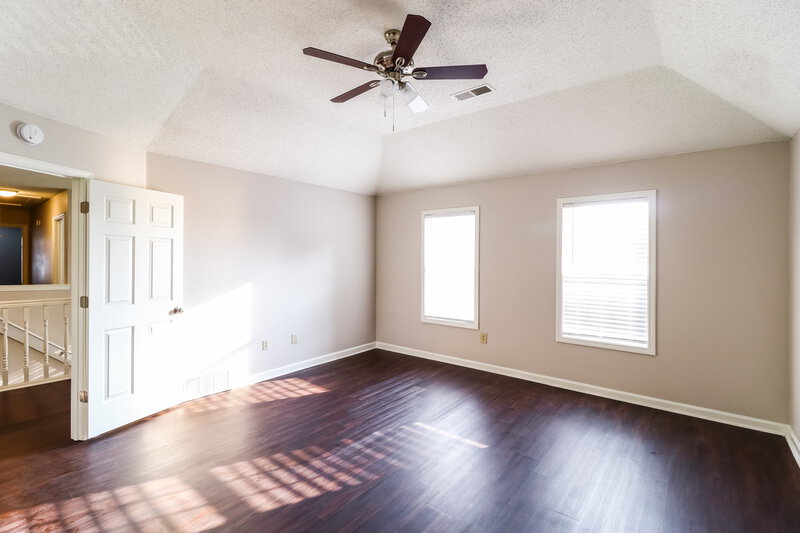 2,140/Mo, 6044 Woodstock Hills Dr Millington, TN 38053 Main Bedroom View
