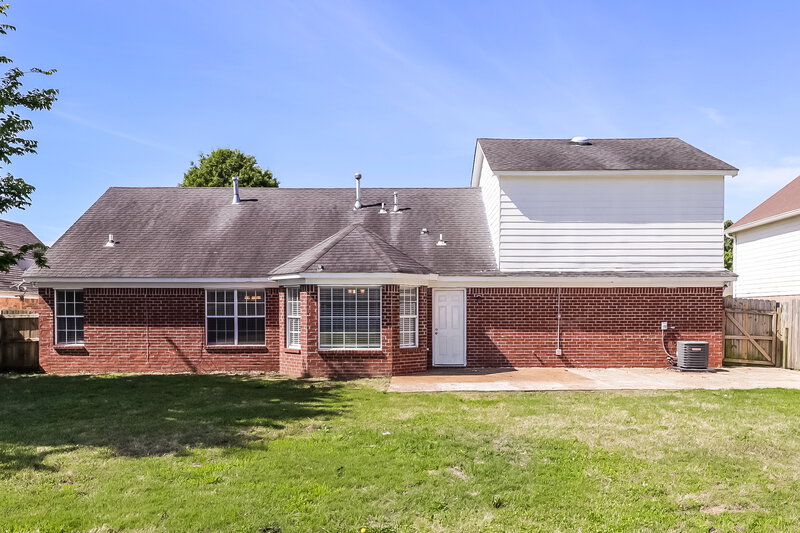 1,750/Mo, 7364 Wendy Way Walls, MS 38680 Rear View