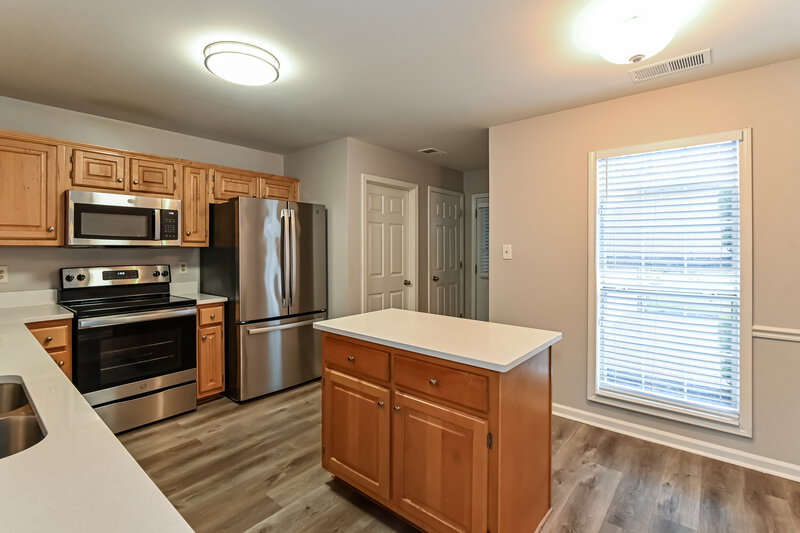 2,095/Mo, 7376 Wendy Way Walls, MS 38680 Kitchen View