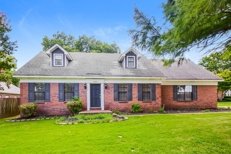 2,210/Mo, 7190 Pecan Hill Rd Southaven, MS 38671 Front View