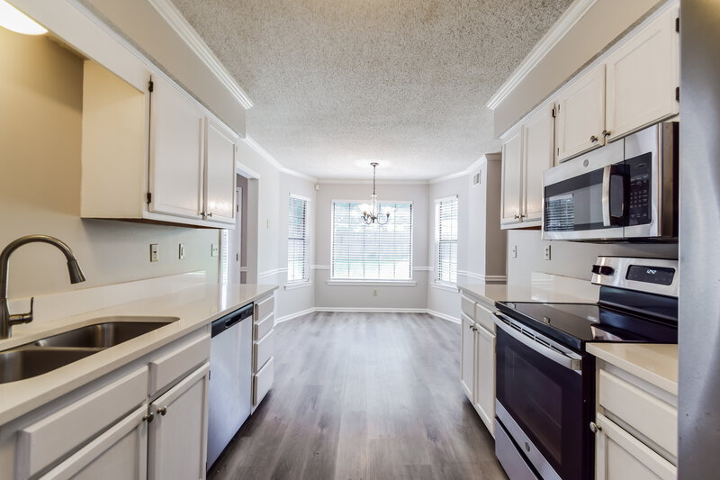 2,210/Mo, 7190 Pecan Hill Rd Southaven, MS 38671 Kitchen View