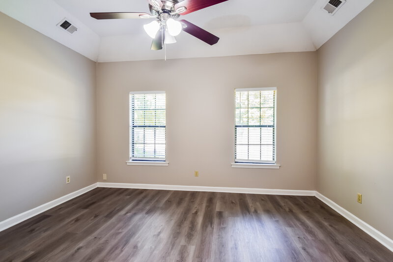 2,210/Mo, 7190 Pecan Hill Rd Southaven, MS 38671 Main Bedroom View