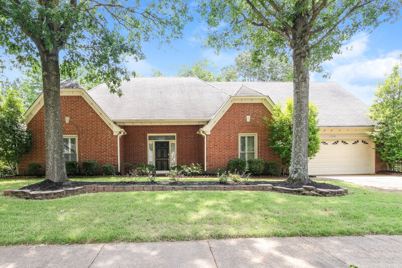 3,320/Mo, 1728 Edgeburg Ln Cordova, TN 38016 External View
