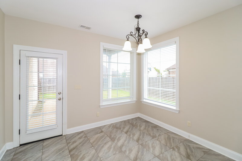 2,190/Mo, 4743 W Petite Loop Olive Branch, MS 38654 Dining Room View