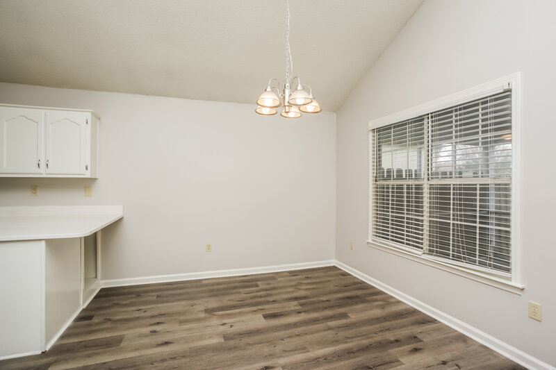 1,640/Mo, 7196 Atterbury Cir W Southaven, MS 38671 Dining Room View