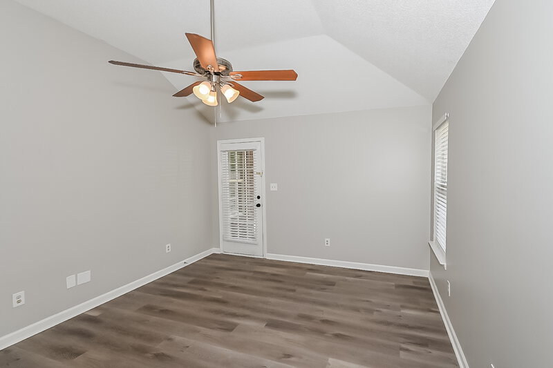 1,660/Mo, 5814 Steffani Dr Southaven, MS 38671 Main Bedroom View 2