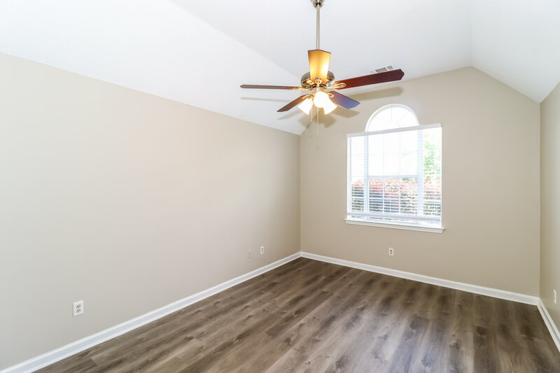 1,840/Mo, 80 Village Dr Oakland, TN 38060 Main Bedroom View 2