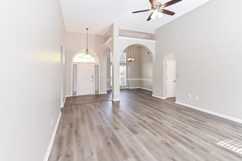1,900/Mo, 5675 Michaelson Dr Olive Branch, MS 38654 Living Room View