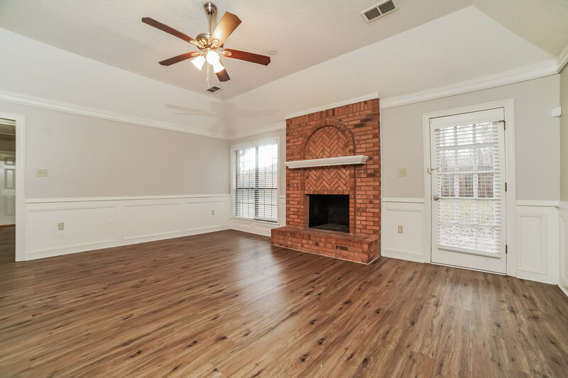 1,760/Mo, 8672 Debbie Kay Ln Memphis, TN 38018 Living Room View