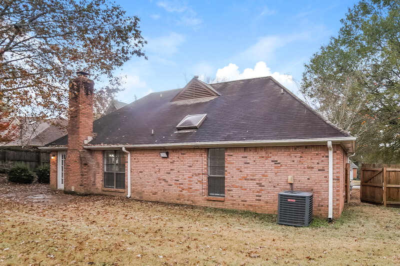 1,760/Mo, 8672 Debbie Kay Ln Memphis, TN 38018 Rear View 2