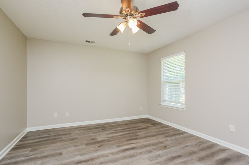 1,790/Mo, 50 Oakland Woods Cove Oakland, TN 38060 Main Bedroom View