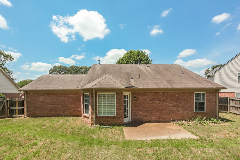 1,790/Mo, 50 Oakland Woods Cove Oakland, TN 38060 Rear View