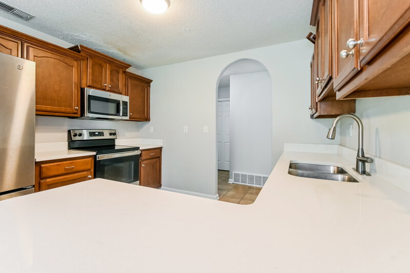 2,010/Mo, 157 Pebble Creek Cove E Hernando, MS 38632 Kitchen View
