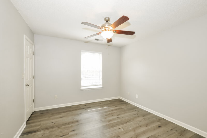 2,100/Mo, 9961 Fox Run Dr Olive Branch, MS 38654 Bedroom View 2