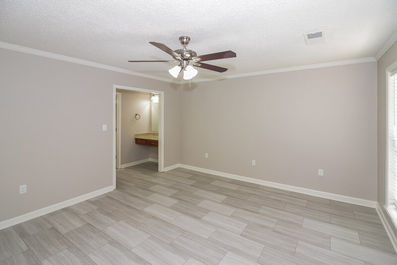 2,200/Mo, 7308 Alexander Rd Olive Branch, MS 38654 Main Bedroom View