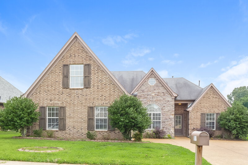2,365/Mo, 5520 Amanda Belle Southaven, MS 38672 External View