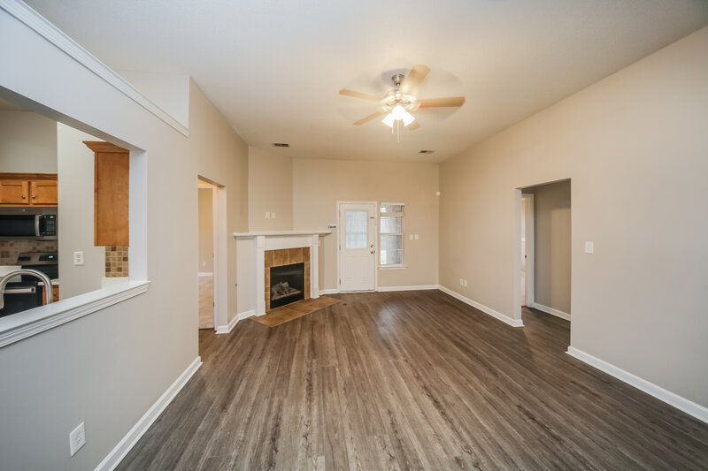 1,910/Mo, 965 Parham Dr Southaven, MS 38671 Living Room View