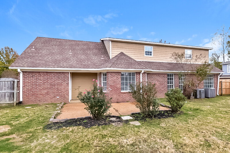 2,285/Mo, 4621 Jessica Dr Southaven, MS 38671 Rear View