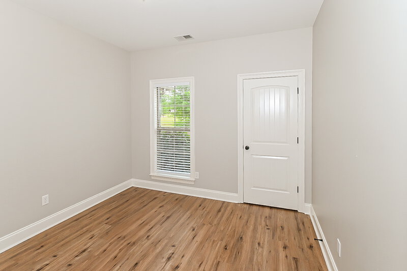 2,000/Mo, 1374 Lake Front Dr E Hernando, MS 38632 Bedroom View