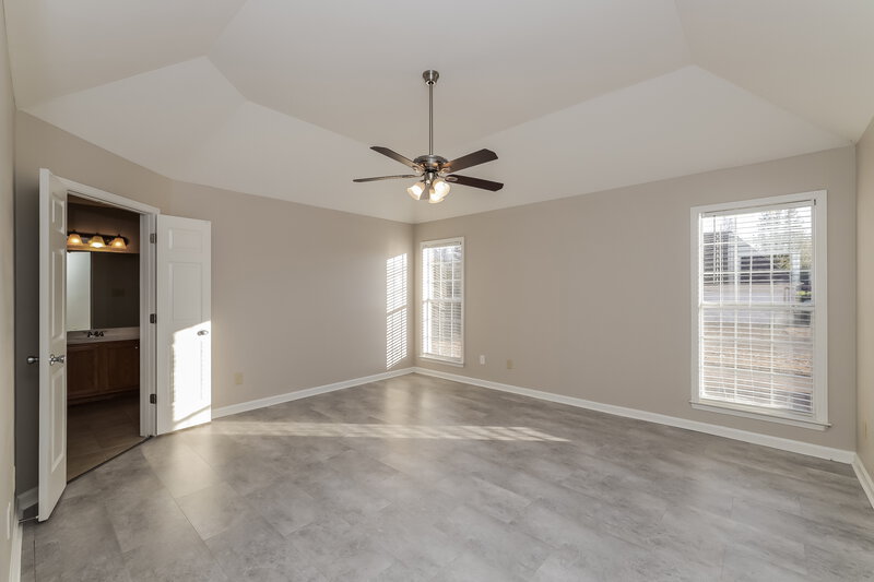 2,340/Mo, 120 Brookwood Cir Oakland, TN 38060 Main Bedroom View