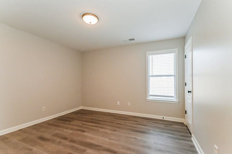 2,450/Mo, 4224 St Anne Cove Southaven, MS 38672 Bedroom View