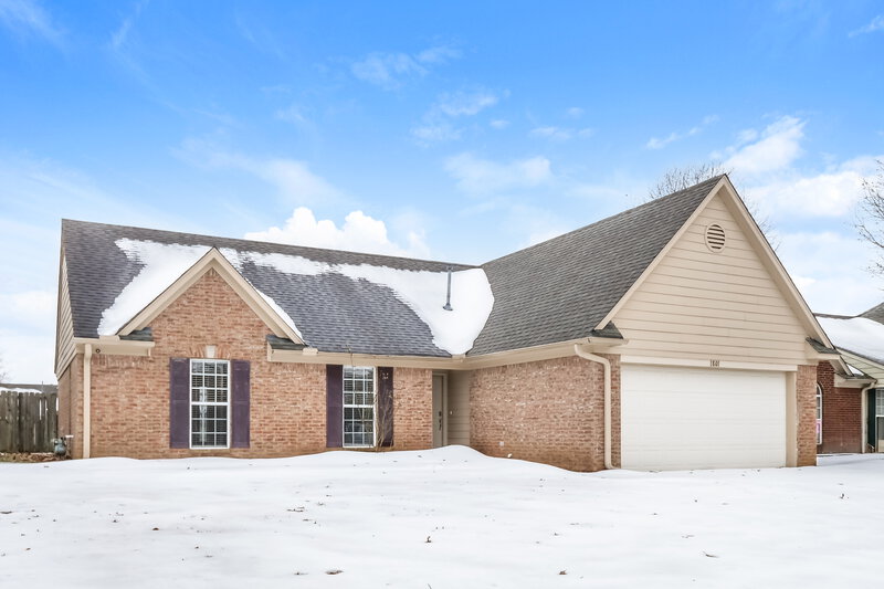 1,715/Mo, 1801 Cherry Creek Dr Southaven, MS 38671 Front View