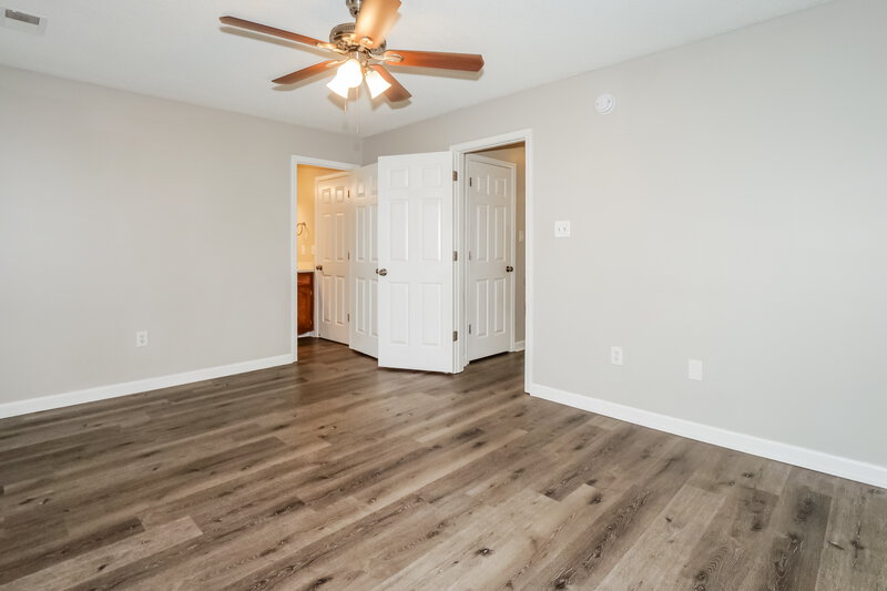 1,715/Mo, 1801 Cherry Creek Dr Southaven, MS 38671 Main Bedroom View